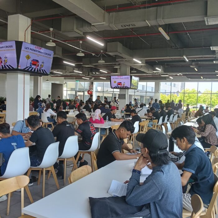 Operator Mass Recruitment